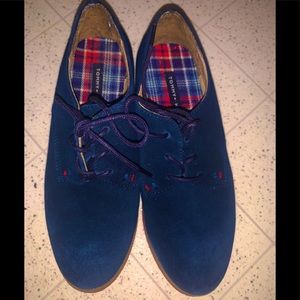 Tommy Hilfiger shoes size 6M